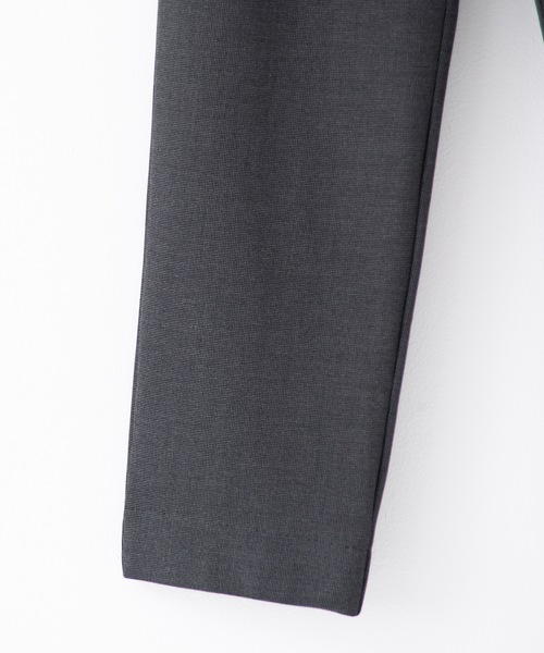RYU(リュー)の「gabardine tapered slacks(スラックス・メンズ・ダークネイビー/ダークグレー・2/4/3/1)」の13枚目の写真