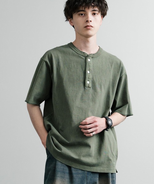 KRIFF MAYER(クリフメイヤー)の「KRIFF MAYER クリフメイヤー ヘビーウエイトピグメント加工トヘンリーネック半袖Tシャツ 2455803(Tシャツ/カットソー・メンズ・チャコールグレー/グレー/レッド/マスタード/オフホワイト/ブルーグリーン/カーキ/ネイビー・M/L/XL)」の4枚目の写真