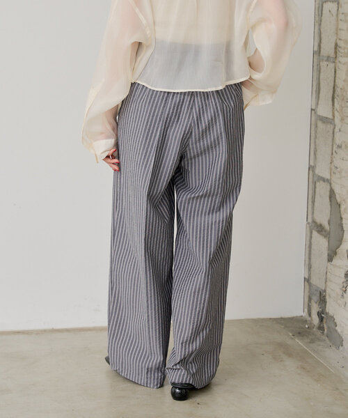 WHIMSIC(ウィムジック)の「*【WHIMSIC/SETUP対応】ウエストレイヤードストライプパンツ(その他パンツ・レディース・ブラック/ブルー・FREE)」の4枚目の写真