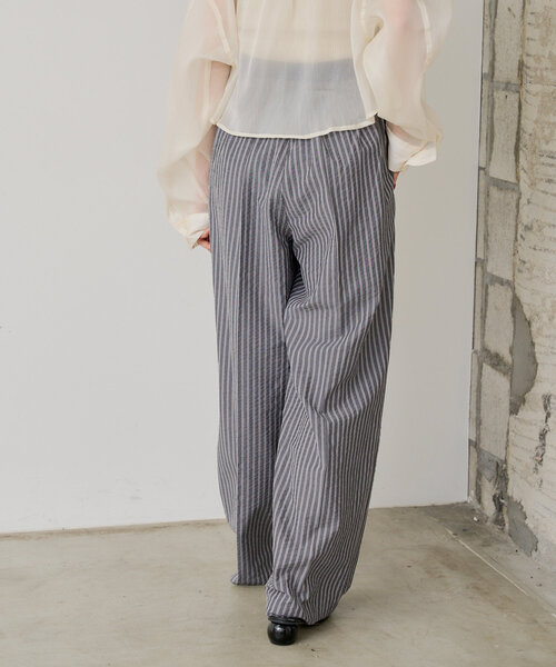 WHIMSIC(ウィムジック)の「*【WHIMSIC/SETUP対応】ウエストレイヤードストライプパンツ(その他パンツ・レディース・ブラック/ブルー・FREE)」の6枚目の写真