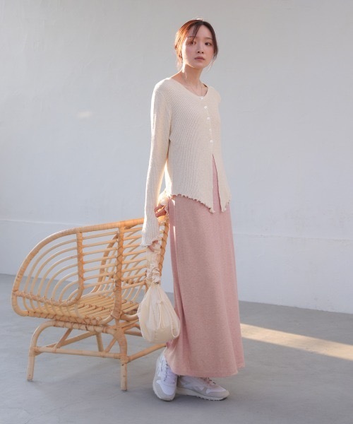 Bab(バブ)の「【低身長さん向けサイズあり】ラメカットソーカップ付きキャミワンピース(ワンピース・レディース・ベージュ/ピンク/チャコールグレー/アイボリー・MEDIUM/SMALL)」の21枚目の写真