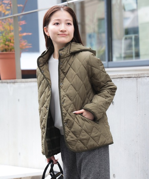 BEAMS HEART（ビームスハート）の「【ベストセラー】フード キルティング ブルゾン　軽量 / フード取り外し可能（ブルゾン・レディース・オリーブ/ベージュ/ネイビー・SMALL/MEDIUM/LARGE）」の3枚目の写真