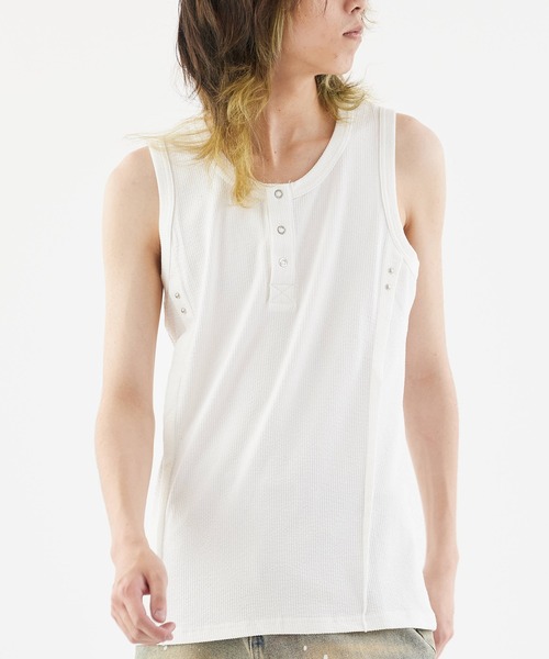 Theater code（シアターコード）の「Triple-button tank top / 3連ボタン タンクトップ 2026年春夏（タンクトップ・メンズ・ブラック/ホワイト/ダークグレー・M/L/XL）」の11枚目の写真