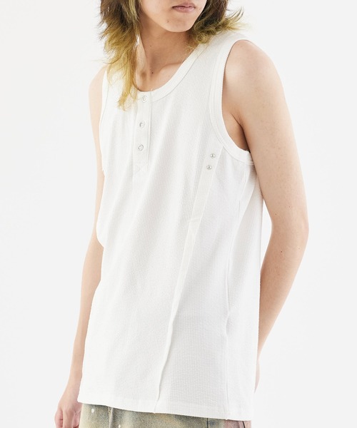 Theater code（シアターコード）の「Triple-button tank top / 3連ボタン タンクトップ 2026年春夏（タンクトップ・メンズ・ブラック/ホワイト/ダークグレー・M/L/XL）」の12枚目の写真