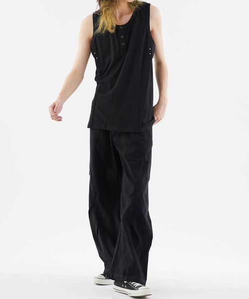 Theater code（シアターコード）の「Triple-button tank top / 3連ボタン タンクトップ 2026年春夏（タンクトップ・メンズ・ブラック/ホワイト/ダークグレー・M/L/XL）」の22枚目の写真