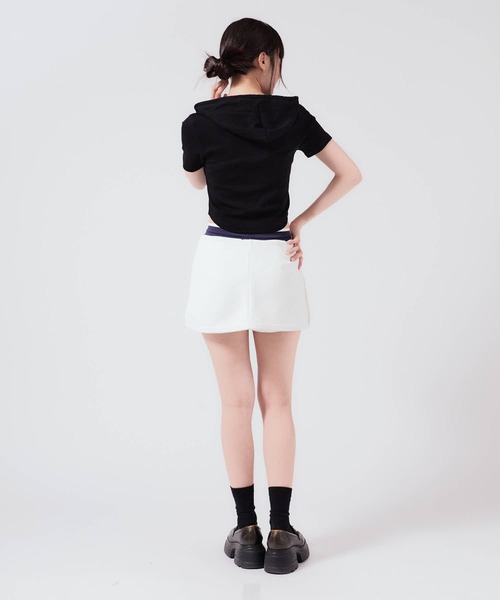 Chick(チック)の「Hooded Double Zip Top / フード付き ダブルジップトップス 秋物 秋服 2026年秋冬(Tシャツ/カットソー・レディース・ブラック/グレー系/ライトグレー/ホワイト/ブラック系・FREE)」の17枚目の写真
