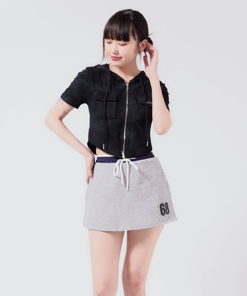 Chick(チック)の「Hooded Double Zip Top / フード付き ダブルジップトップス 秋物 秋服 2026年秋冬(Tシャツ/カットソー・レディース・ブラック/グレー系/ライトグレー/ホワイト/ブラック系・FREE)」の19枚目の写真