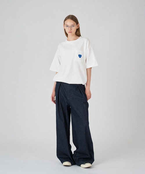 ONCILY(オンシェリー)の「HEART LOGO EMBLEM DRAW CODE T-SHIRT / ハートロゴワッペン刺繍ドローコードTシャツ(Tシャツ/カットソー・メンズ・オフホワイト/ホワイト系その他/アイボリー・LARGE/MEDIUM/SMALL)」の12枚目の写真