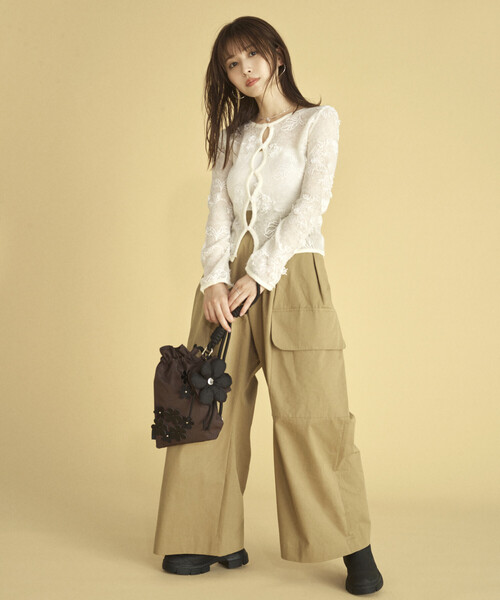 OUTDOOR PRODUCTS（アウトドアプロダクツ）の「OUTDOOR PRODUCTS × Firsthand/アウトドアプロダクツ 別注 FLOWERS キンチャクショルダーバッグ（ショルダーバッグ・レディース・ブラック/ブラウン・ONE SIZE）」の6枚目の写真