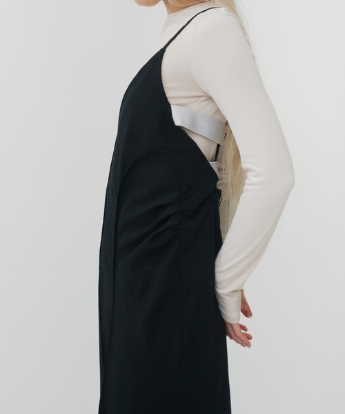 THINGS THAT MATTER（シングス ザット マター）の「OPEN BACK CAMISOLE DRESS / オープンバックキャミソールドレス（ジャンパースカート・レディース・グレー/ブラック・FREE）」の18枚目の写真