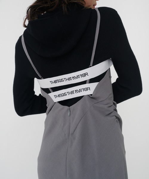 THINGS THAT MATTER（シングス ザット マター）の「OPEN BACK CAMISOLE DRESS / オープンバックキャミソールドレス（ジャンパースカート・レディース・グレー/ブラック・FREE）」の6枚目の写真