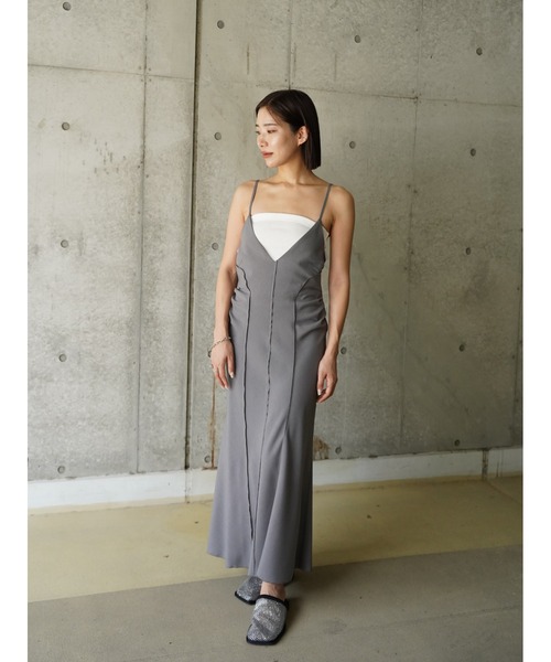 THINGS THAT MATTER(シングス ザット マター)の「OPEN BACK CAMISOLE DRESS / オープンバックキャミソールドレス(ジャンパースカート・レディース・グレー/ブラック・FREE)」の9枚目の写真