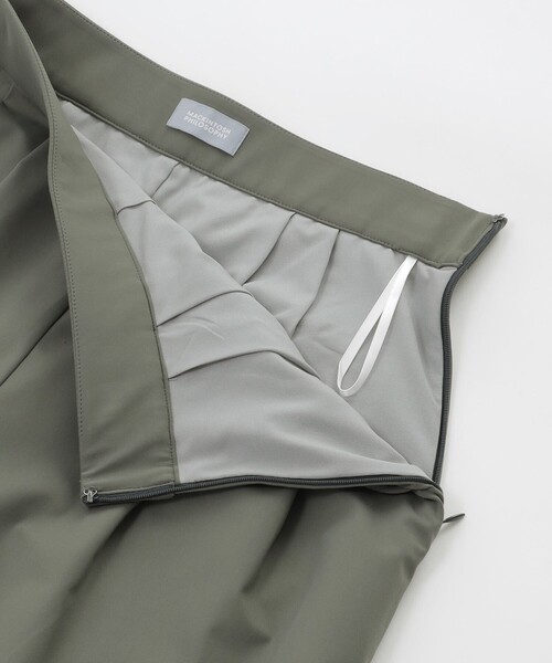 MACKINTOSH PHILOSOPHY(マッキントッシュ フィロソフィー)の「GREY LABEL テックジャージーワイドパンツ(その他パンツ・レディース・グリーン系その他4/ブラック・1/2)」の5枚目の写真