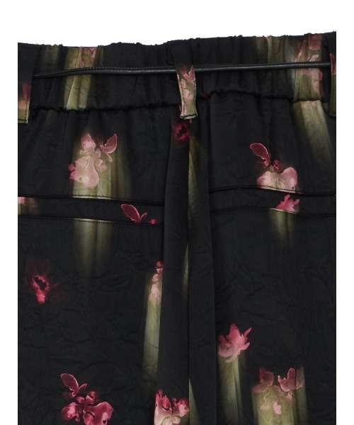 CLARA SATIN TUCK PANTS（その他パンツ）｜Ameri（アメリ）の