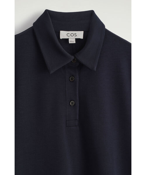 COS（コス）の「ジャージーポロミニドレス（ワンピース・レディース・ネイビー/ダークカーキ・M/S/L/XS）」の9枚目の写真