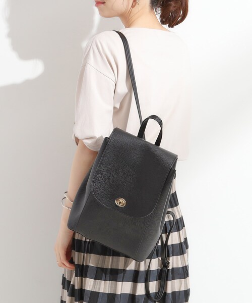 SHOO・LA・RUE（シューラルー）の「【軽量】ふわっと軽いリュック（バックパック/リュック・レディース・ブラック/ブラウン系その他・00）」の3枚目の写真