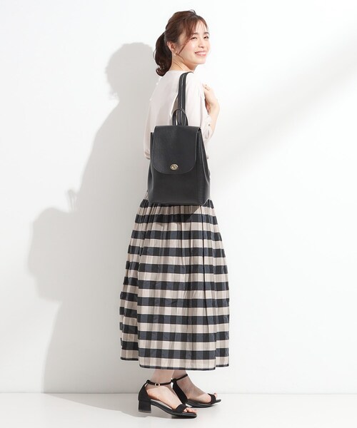 SHOO・LA・RUE（シューラルー）の「【軽量】ふわっと軽いリュック（バックパック/リュック・レディース・ブラック/ブラウン系その他・00）」の4枚目の写真