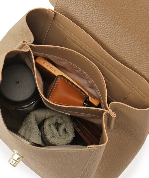 SHOO・LA・RUE（シューラルー）の「【軽量】ふわっと軽いリュック（バックパック/リュック・レディース・ブラック/ブラウン系その他・00）」の15枚目の写真