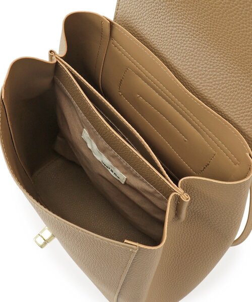 SHOO・LA・RUE（シューラルー）の「【軽量】ふわっと軽いリュック（バックパック/リュック・レディース・ブラック/ブラウン系その他・00）」の16枚目の写真