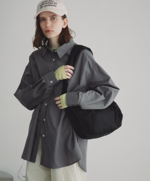 Auntie Rosa Holiday（アンティローザホリデー）の「オーバーサイズレギュラーカラーシャツ（シャツ/ブラウス・レディース・ネイビー/その他/オフホワイト/チャコールグレー/ブルー/ピンク/ストライプ・FREE）」の3枚目の写真