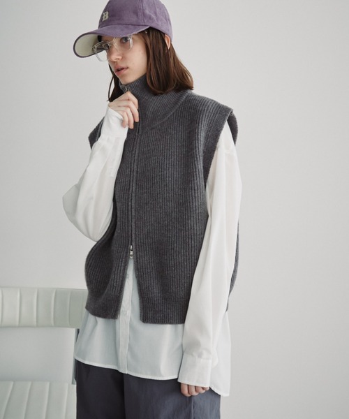 Auntie Rosa Holiday（アンティローザホリデー）の「オーバーサイズレギュラーカラーシャツ（シャツ/ブラウス・レディース・ネイビー/その他/オフホワイト/チャコールグレー/ブルー/ピンク/ストライプ・FREE）」の8枚目の写真