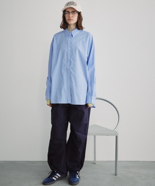 Auntie Rosa Holiday（アンティローザホリデー）の「オーバーサイズレギュラーカラーシャツ（シャツ/ブラウス・レディース・ネイビー/その他/オフホワイト/チャコールグレー/ブルー/ピンク/ストライプ・FREE）」の21枚目の写真