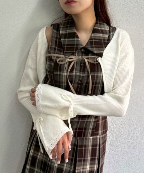 OLIVE des OLIVE（オリーブデオリーブ）の「ベルスリーブリボンボレロ（カーディガン/ボレロ・レディース・オフホワイト/トップグレー/ブラック・FREE）」の9枚目の写真