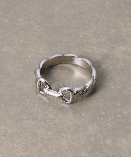 PAPILLONNER（パピヨネ）の「ビットモチーフコンビリング（ネックレス・レディース・ゴールド/シルバー・FREE）」の10枚目の写真