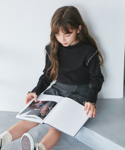 ROPE' PICNIC（ロペピクニック）の「【KIDS/キッズ】プチフリル配色テレコトップス（Tシャツ/カットソー・キッズ・ブラック/ダークラベンダー/キナリ・S/M/L）」の5枚目の写真