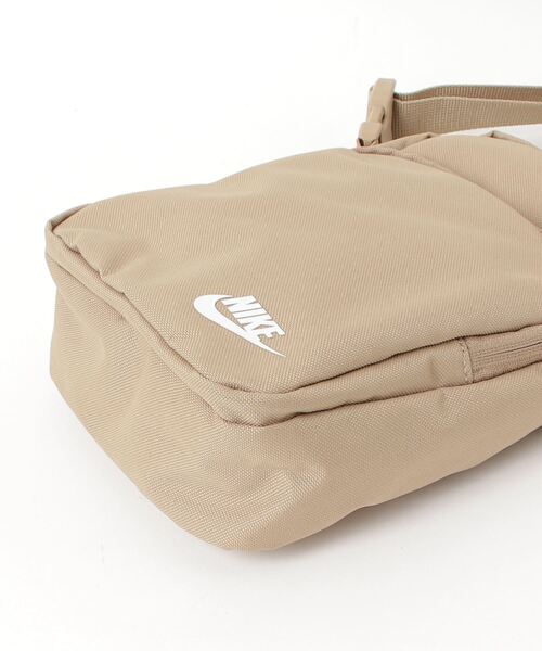 NIKE(ナイキ)の「ナイキ NIKE ナイキ ヘリテージ クロスボディ(ボディバッグ/ウエストポーチ・メンズ・その他・ONE SIZE)」の3枚目の写真