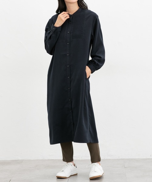 Honeys（ハニーズ）の「ピンタックシャツワンピ（ワンピース・レディース・グレイッシュブルー/ネイビー/チャコール・S/M/LL/L）」の2枚目の写真