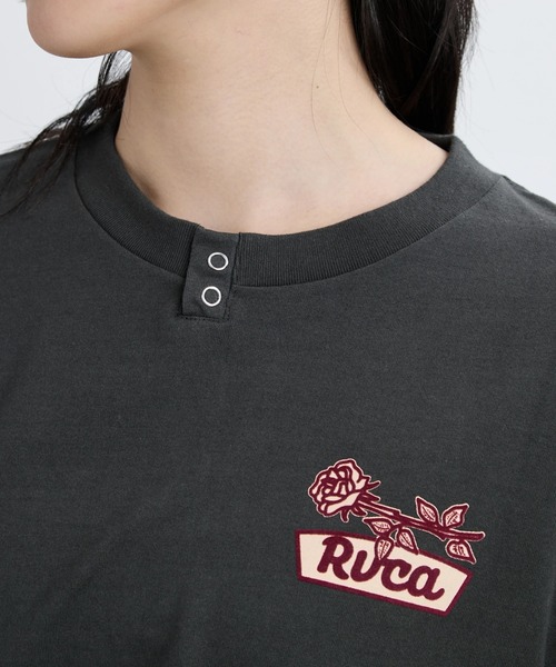 RVCA(ルーカ)の「RVCA レディース COSTA CROPPED LS TEE ロンT 【2025年秋冬モデル】/ルーカバックプリントショート丈長袖ロンT(Tシャツ/カットソー・レディース・ホワイト/ブラック/ピンク・SMALL/MEDIUM)」の9枚目の写真