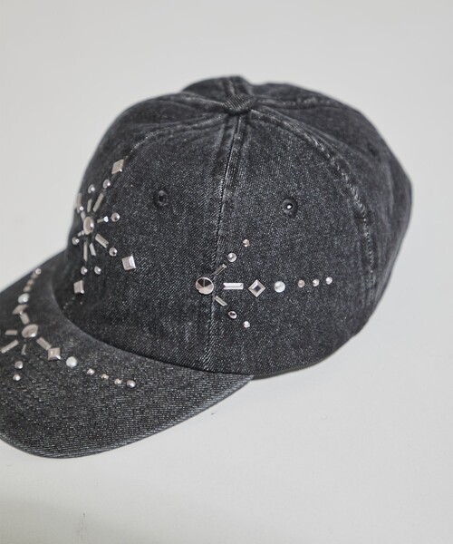 STUDIOUS（ステュディオス）の「【tanakadaisuke/タナカダイスケ】《STUDIOUS別注》silver metal cross cap/シルバーメタルクロスキャップ（キャップ・レディース・グレー/ブラック・FREE）」の13枚目の写真