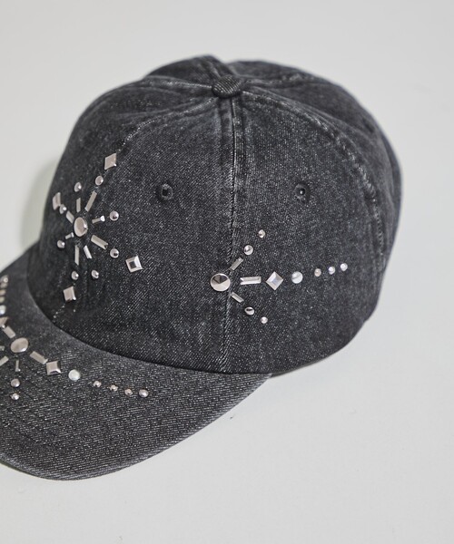 STUDIOUS（ステュディオス）の「【tanakadaisuke/タナカダイスケ】《STUDIOUS別注》silver metal cross cap/シルバーメタルクロスキャップ（キャップ・レディース・グレー/ブラック・FREE）」の14枚目の写真