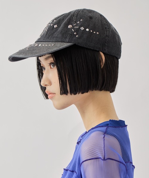 tanakadaisuke（タナカダイスケ）の「【tanakadaisuke/タナカダイスケ】《STUDIOUS別注》silver metal cross cap/シルバーメタルクロスキャップ（キャップ・レディース・グレー/ブラック・FREE）」の6枚目の写真