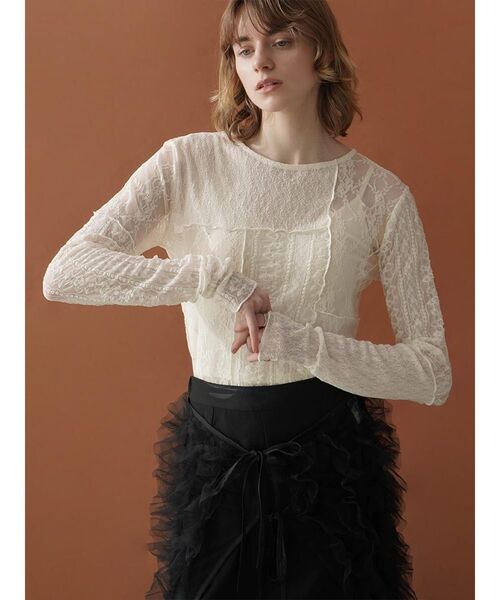 :ETHROF(イーサオブ)の「PATCHWORK LACE TOPS(Tシャツ/カットソー・レディース・オフホワイト/ブラック・FREE)」の3枚目の写真