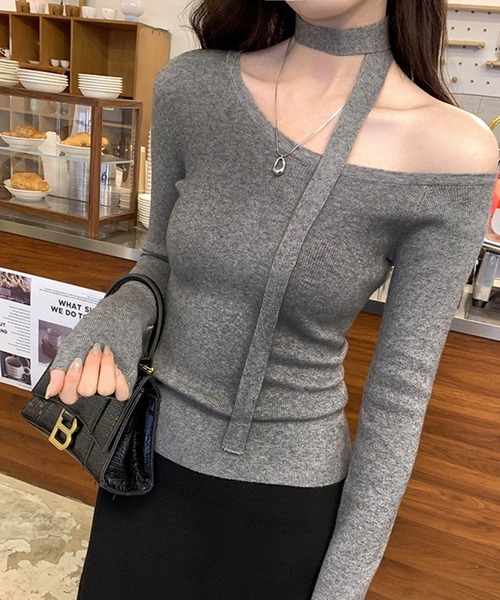 WESTSEA(ウエストシー)の「チョーカー付き オフショルダー 長袖 無地(Tシャツ/カットソー・レディース・グレー/オフホワイト/ブラック・L/M)」の3枚目の写真