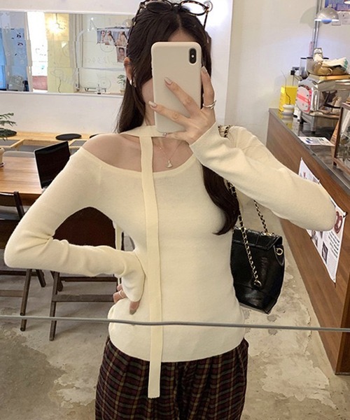 WESTSEA(ウエストシー)の「チョーカー付き オフショルダー 長袖 無地(Tシャツ/カットソー・レディース・グレー/オフホワイト/ブラック・L/M)」の8枚目の写真