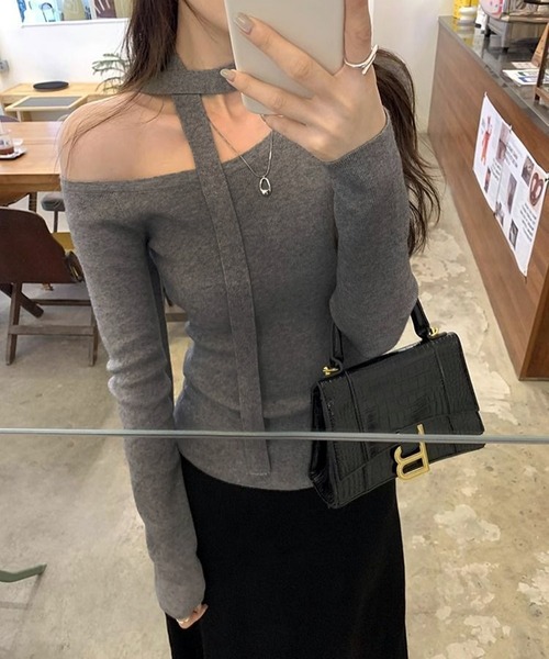 WESTSEA(ウエストシー)の「チョーカー付き オフショルダー 長袖 無地(Tシャツ/カットソー・レディース・グレー/オフホワイト/ブラック・L/M)」の14枚目の写真