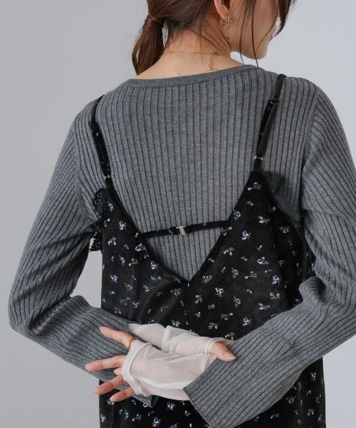 Bab(バブ)の「【初販即完】【選べるサイズ展開】小花柄レース付きベロアキャミワンピース(ワンピース・レディース・アイボリー/ブラック/ブラウン・S/M/L)」の8枚目の写真