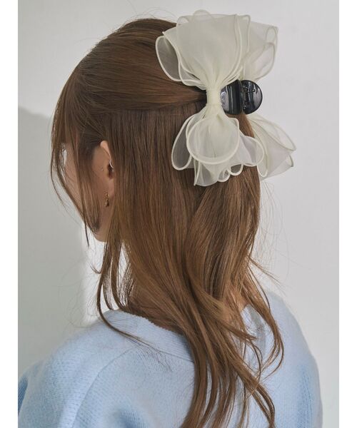 EATME（イートミー）の「BIGシアーリボンヘアクリップ（バレッタ/ヘアクリップ・レディース・ブラック/オフホワイト・FREE）」の2枚目の写真