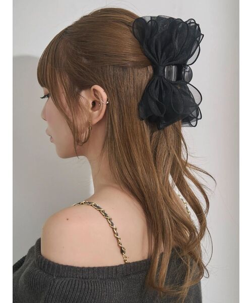 EATME（イートミー）の「BIGシアーリボンヘアクリップ（バレッタ/ヘアクリップ・レディース・ブラック/オフホワイト・FREE）」の11枚目の写真