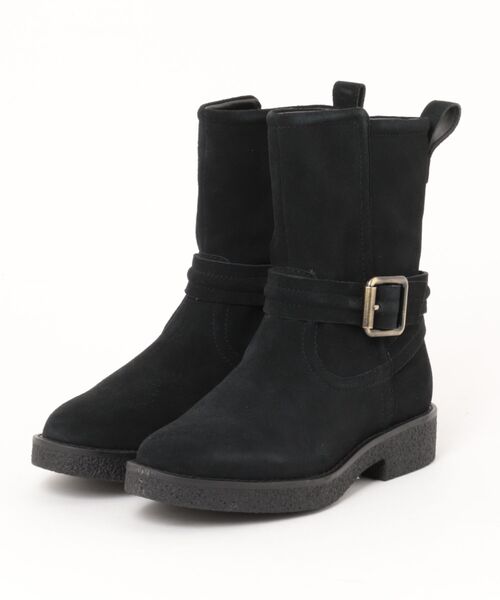 Clarks(クラークス)の「Clarks クラークス NELLA MID レディースブーツ エンジニア ミドルブーツ(ネラミッド) 26182891 ブラックスエード(ブーツ・レディース・ブラック・22.5cm/23.0cm/23.5cm/24.0cm/24.5cm)」の1枚目の写真