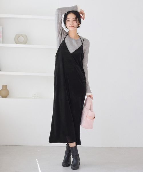 VIS（ビス）の「刺繍アソートベロアキャミワンピース/2WAY（ワンピース・レディース・ブラック/ブラック系その他/ダークブラウン・FREE）」の4枚目の写真