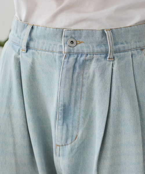 LUCY(ルーシー)の「LUCY/クロップドワイドデニムパンツ(デニムパンツ・メンズ・ブラック系2/ライトインディゴブルー・MEDIUM/LARGE)」の7枚目の写真