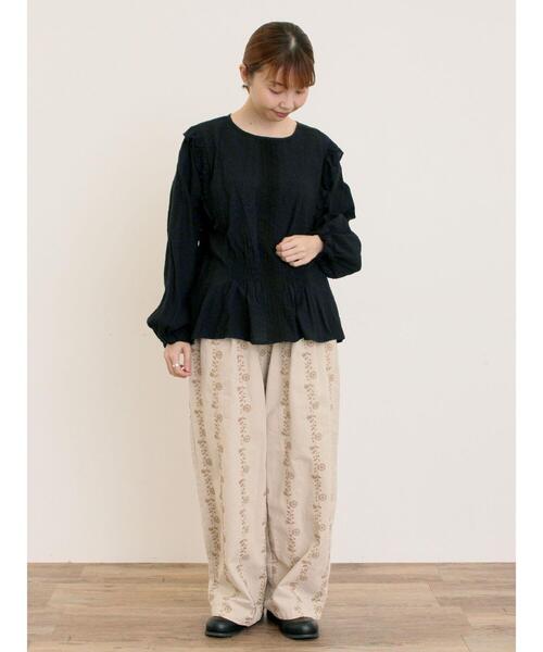 Samansa Mos2(サマンサ モスモス)の「【M/Lサイズ】花刺繍パンツ(その他パンツ・レディース・ベージュ/チャコールグレー/ブラウン・L/M)」の18枚目の写真
