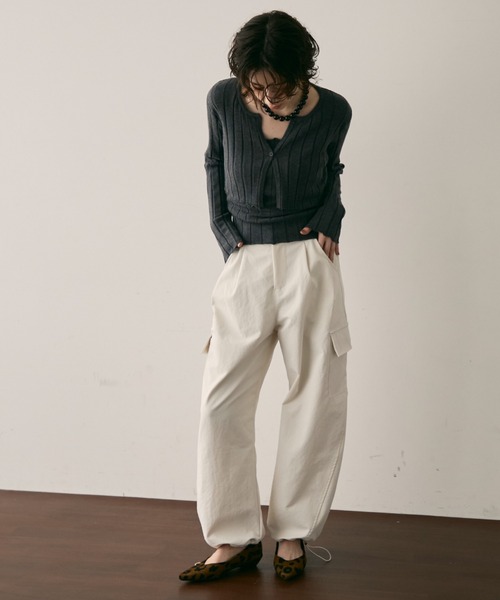 Trish(トリッシュ)の「ミリタリーコクーンパンツ(チノパンツ・レディース・ブラック/アイボリー・MEDIUM)」の17枚目の写真