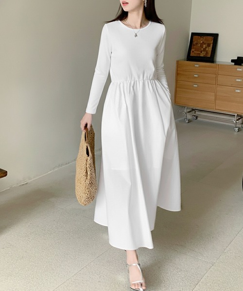 by LEGNA(バイレグナ)の「撥水加工ロングスリーブドッキングワンピース(ワンピース・レディース・ブラック×ホワイト/ダークブラウン/ベージュ/ブラック/ホワイト・MEDIUM/LARGE)」の2枚目の写真