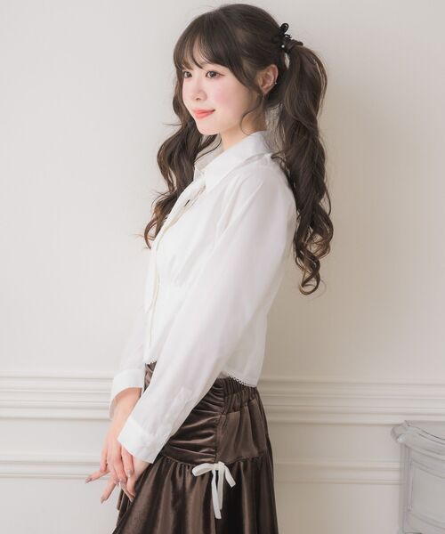 ems excite（エムズエキサイト）の「ネクタイ付レースBL（シャツ/ブラウス・レディース・ライトグレー/ホワイト/ブルー・FREE）」の22枚目の写真