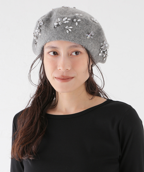 SLOBE IENA（スローブイエナ）の「LE CHAPEAU/レシャポウ SLOBE別注 ビジューベレー（ハンチング/ベレー帽・レディース・グレー・FREE）」の3枚目の写真